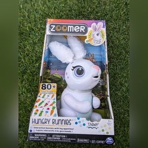 Zoomer Hungry Bunny, Chewy, Interactive , Robotic Rabbit